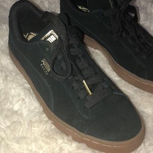 Puma Suede Gum Sole Sneakers